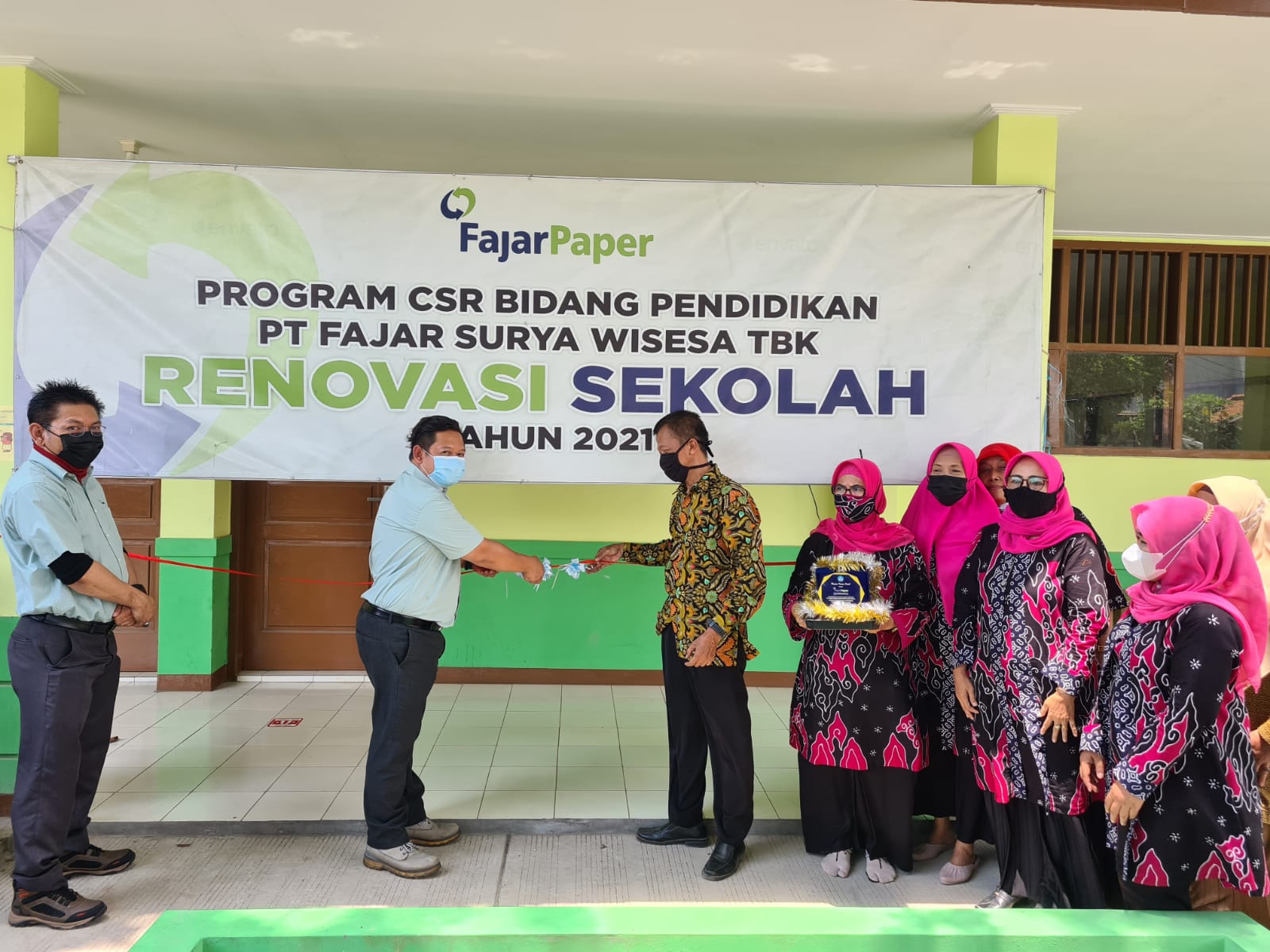 Lewat Program CSR, Fajar Paper Kembali Bantu Renovasi Sekolah - Kabar ...