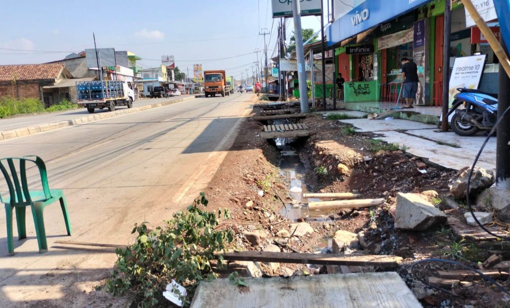 Payah, Anggaran Gede Tapi pembangunan Jalan Cikarang-Cibarusah Asal asalan