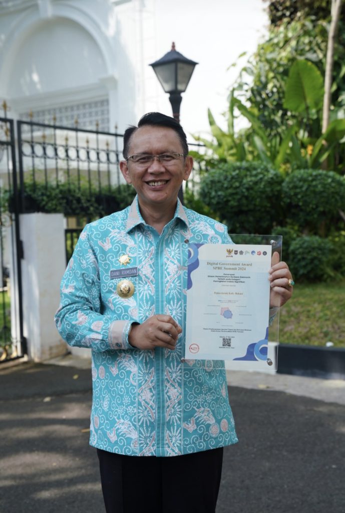 Masuk 10 Besar Terbaik, Pemkab Bekasi Sabet Digital Government Award SPBE Summit 2024