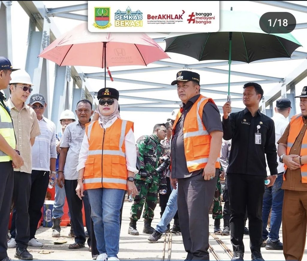 Optimis Rampung Desember Mendatang, Pj Bupati Bekasi Bareng Kajari Kab Bekasi Sidak Pengerjaan Jembatan Kuning