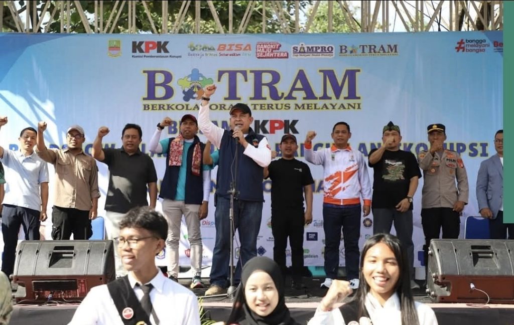 Dihadapan KPK RI Bupati Ade Kunang Siap Bawa Pemerintahannya Transparan Dan Akuntabel