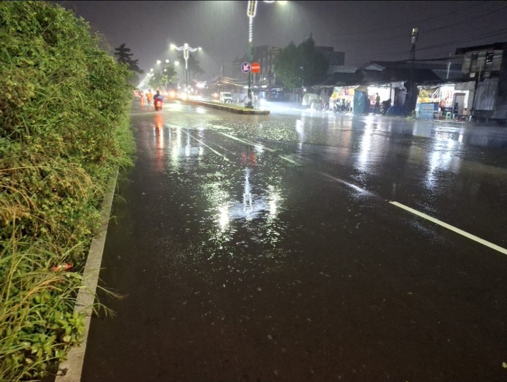 Habiskan Biaya Besar Tapi Jalur Kalimalang Sering Tergenang Air Tiap Hujan Turun