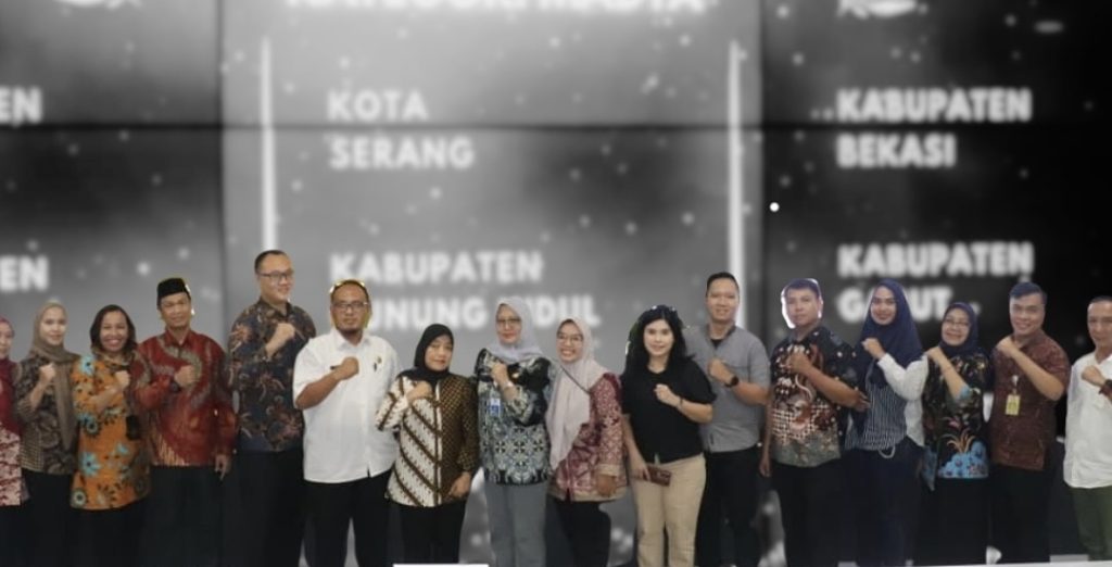 Kementrian PPA Ganjar Kota Layak Anak Berstatus Predikat Madya Untuk Kab Bekasi Di Ultahnya Ke 75 Th