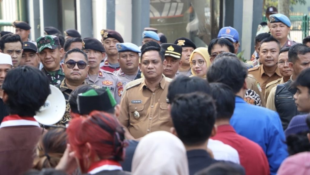 Cipayung Plus Ajukan 9 Poin Tuntutan, Plt Bupati Bekasi; Kita Butuh Super Tim Kompak Bangun Kab Bekasi