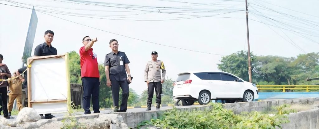 Jalan Ambles Di CBL Masuk Prioritas  Perbaikan, Plt Bupati Asep; Bukan Cuma Jalan Saja, Tembok Pembatas Tetap Dibangun