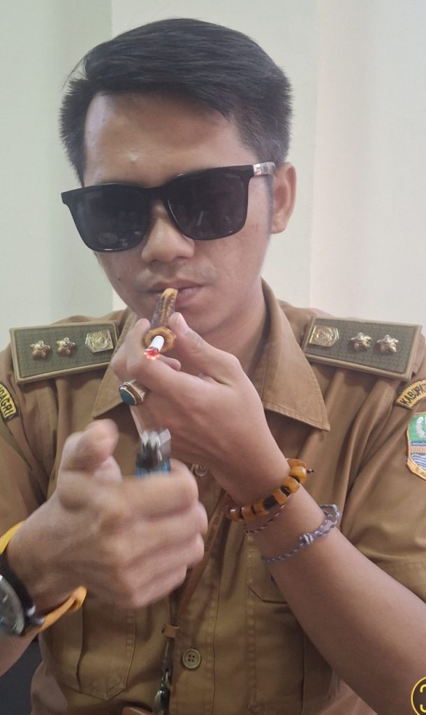 Kawal Aspirasi Pembangunan Jatimulya, Lurah Acep Kongkow Bareng Forum RW