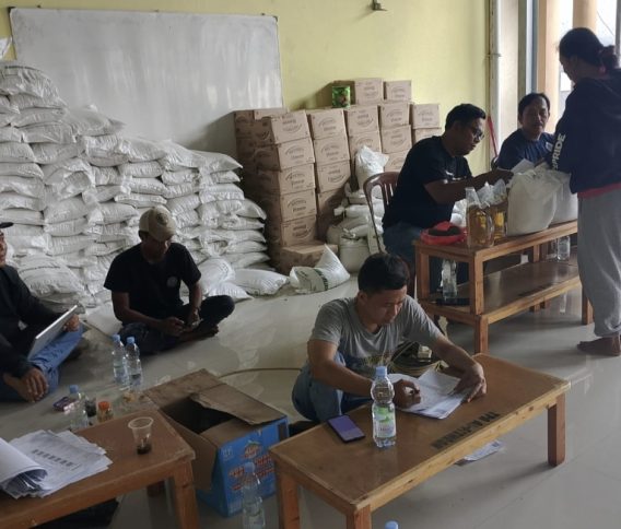 Sebanyak 4.425 KPM Di Kelurahan Bahagia Dapat Bantuan Pangan