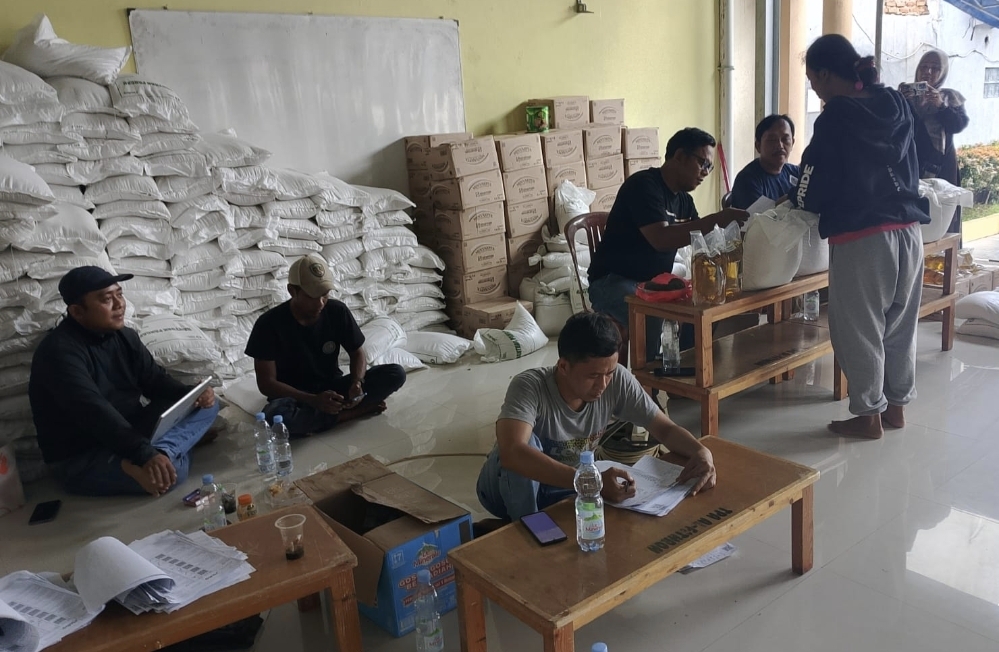 Sebanyak 4.425 KPM Di Kelurahan Bahagia Dapat Bantuan Pangan