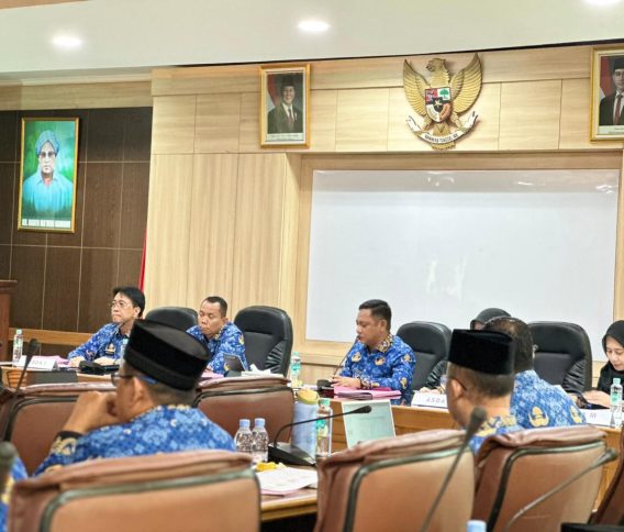 Dilema Harga BBM, Plt Bupati Bekasi Pastikan Proyek Pembangunan Mulai Gass Pool Per 1 Juli Mendatang