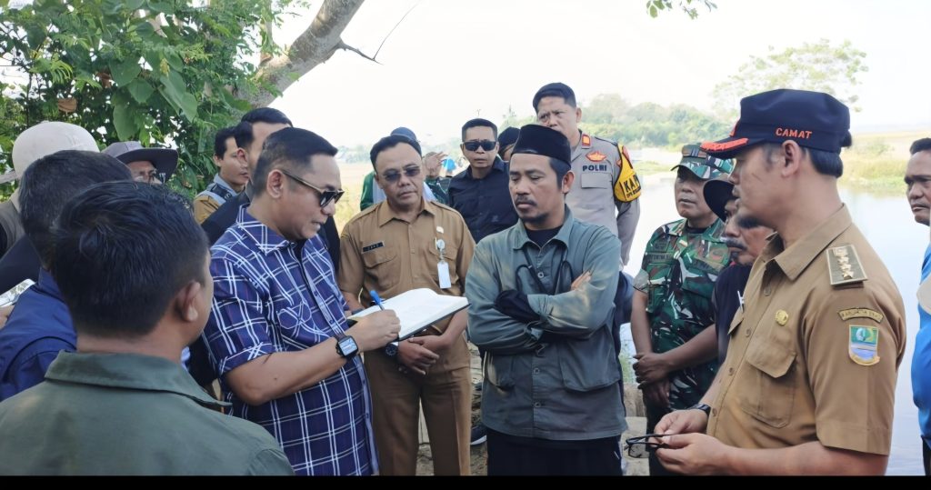 Hektaran Sawah Di Bagian Utara Dilanda Kekeringan, Plt Bupati Bekasi Siapkan Jurus Jitu Normalisasi Semua Saluran Irigasi