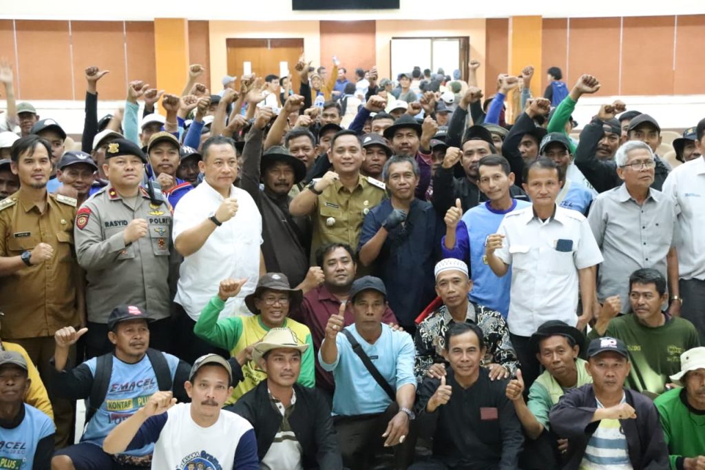 Terima Aspirasi Petani Bekasi Utara, Pemkab Bekasi Siap Tindaklanjuti Penanganan Saluran Irigasi