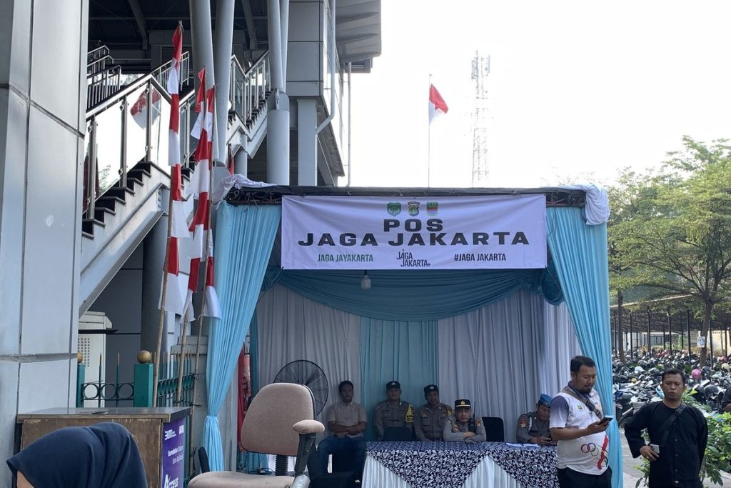 Demo 27 Agustus ke DPR, Polisi Perketat Stasiun Cikarang dan Awasi Rombongan Pelajar