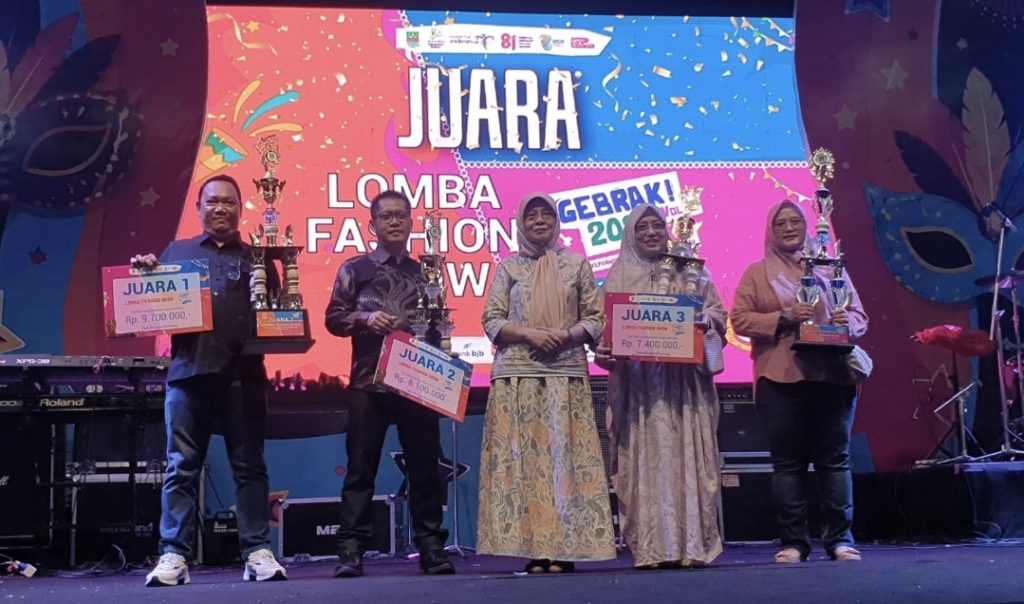 Bapenda Sabet Juara 1, Distarkim Dan Disdik Nyusul Di 3 Besar Ajang Fashion Show Gebrak Vol.2