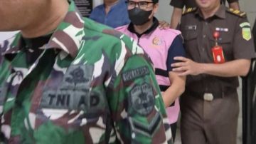 Gelapkan Uang Sambungan Air 4.5 Miliar, Kejari Kab Bekasi Resmi Tahan Mantan Dirus Perumda AEZ