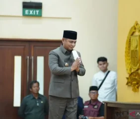Babak Baru Politik Bekasi: Ade Kuswara Diberhentikan, Asep Diusulkan Jadi Bupati